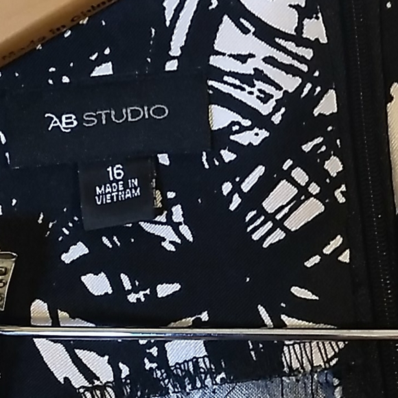 AB STUDIO DRESS  👗 - Picture 6 of 9